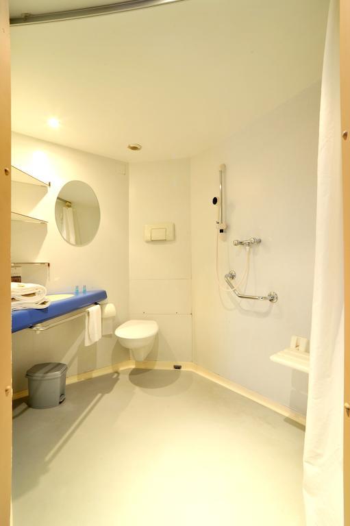 Hotel 4 Saisons Onet-le-Chateau Bilik gambar