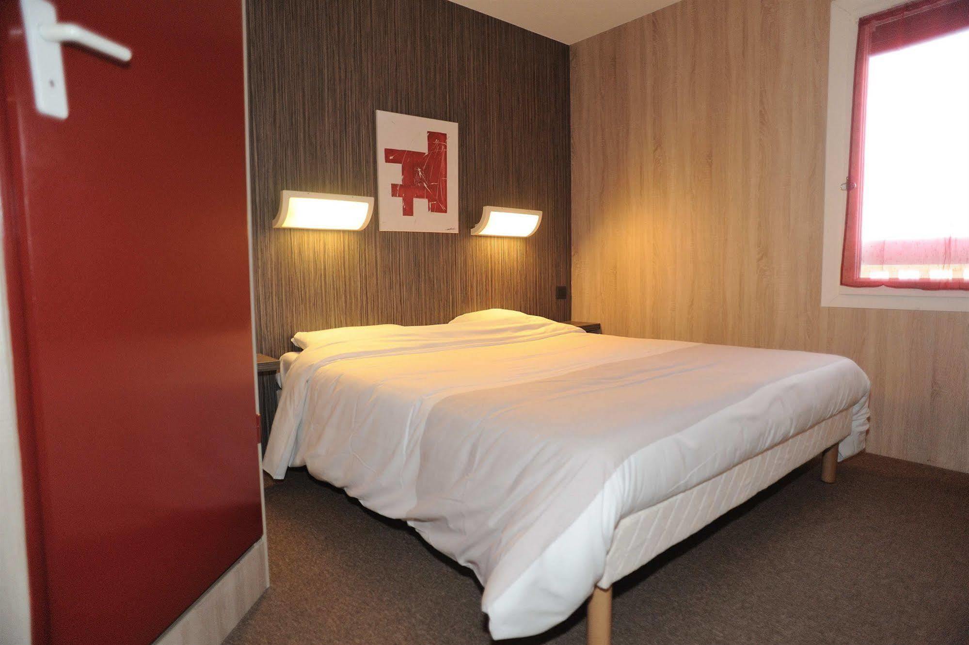Hotel 4 Saisons Onet-le-Chateau Luaran gambar