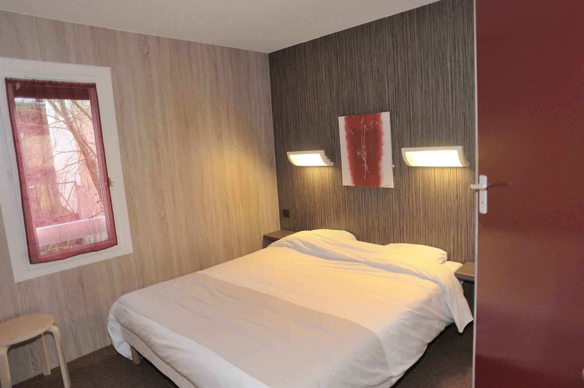 Hotel 4 Saisons Onet-le-Chateau Luaran gambar